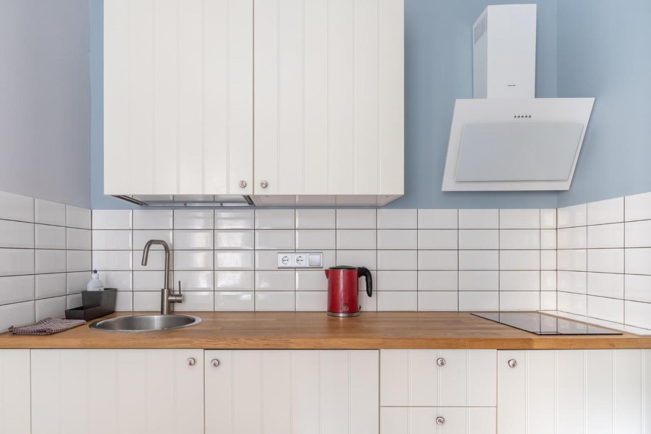 Baltic Design With Free Parking And Self Check In Апартамент *