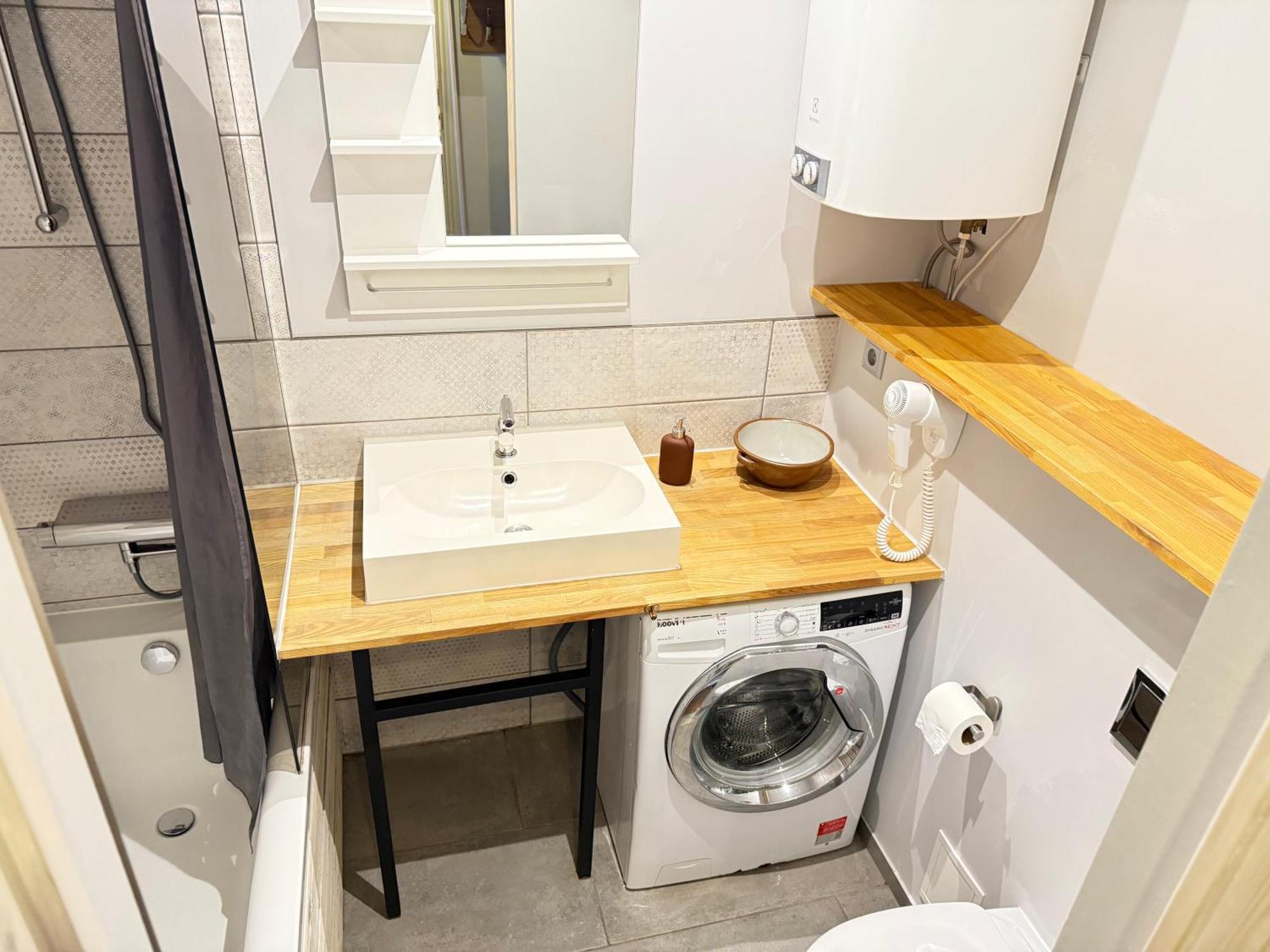 Baltic Design With Free Parking And Self Check In Riga
